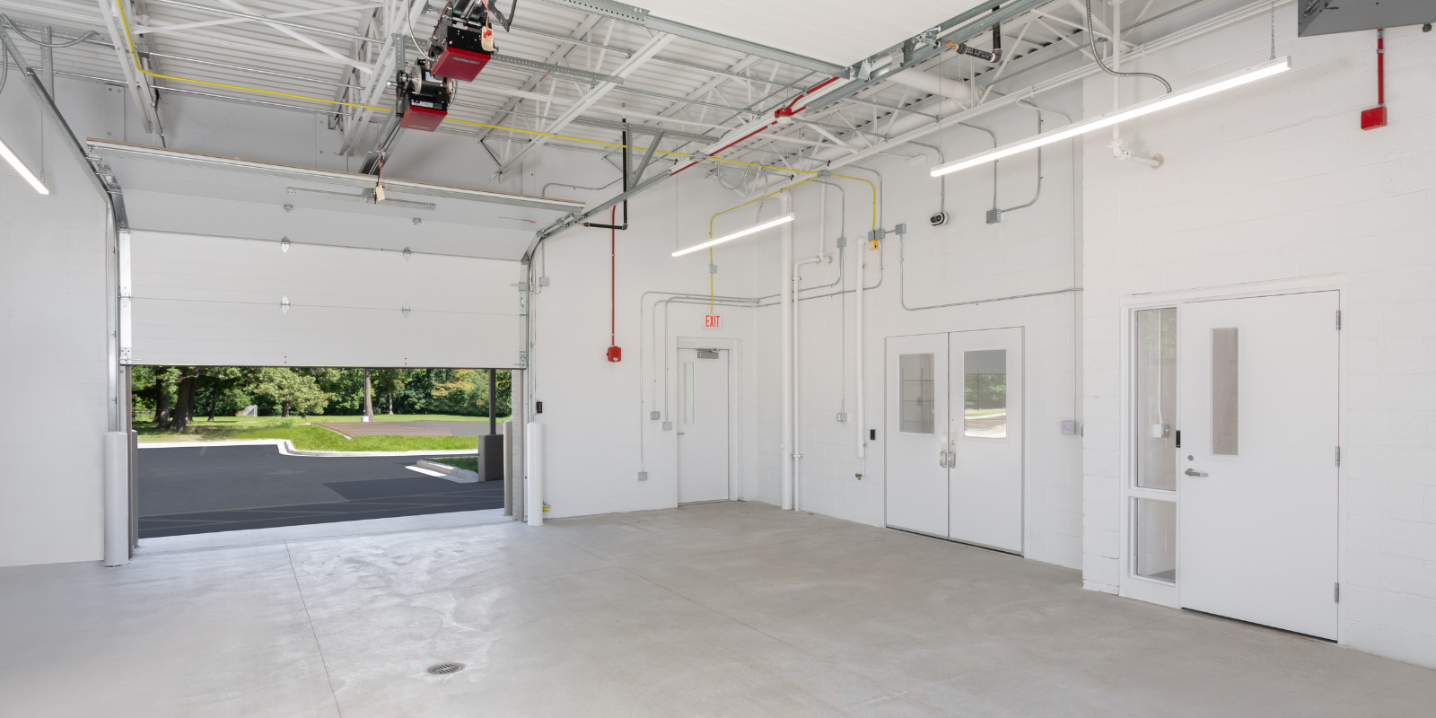 Untitled (1600 x 800 px)